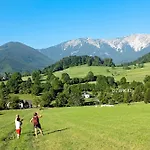 Paradiesquelle 4 Hotel Puchberg am Schneeberg