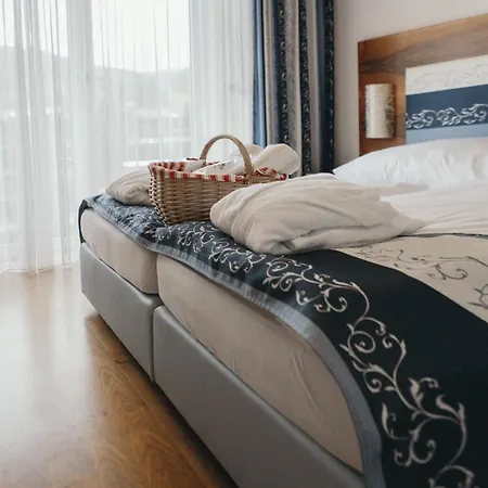 Hotel Paradiesquelle 4 Puchberg am Schneeberg