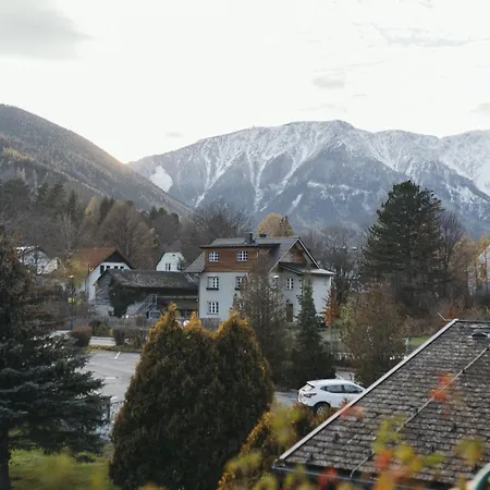 Paradiesquelle 4 Hotel Puchberg am Schneeberg