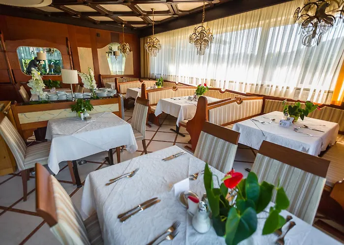 Hotel Paradiesquelle 4 4*